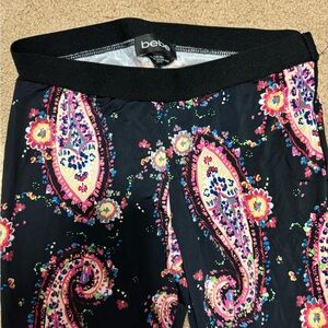 Bebe XS legging paisley print